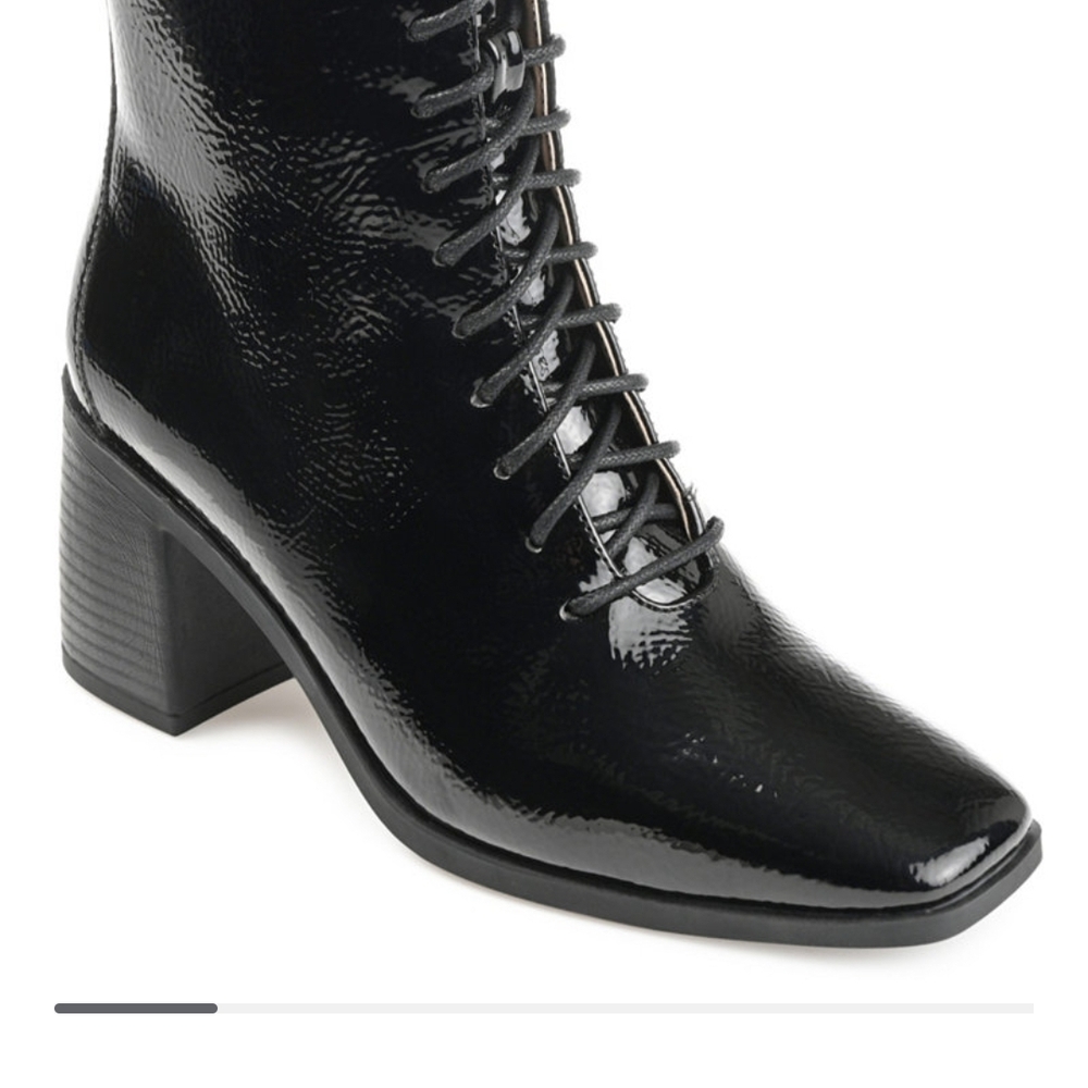 New Journee Collection Sleek Black Patent Lace-Up Boots Size 8.5M